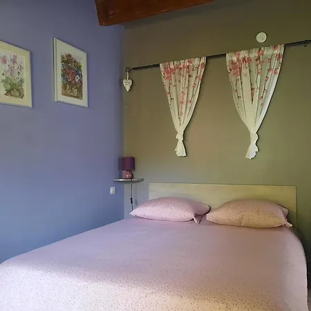 Domaine La Sauzette Bed & Breakfast *