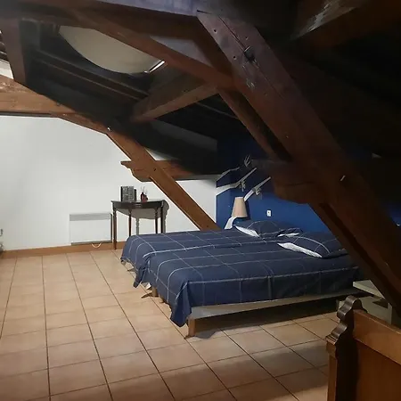 Alojamento de Acomodação e Pequeno-almoço Domaine La Sauzette 3*