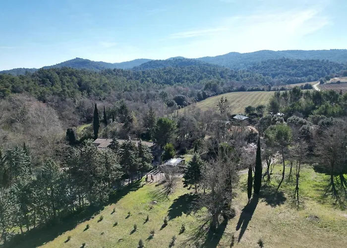 Bed & Breakfast Domaine La Sauzette 3*